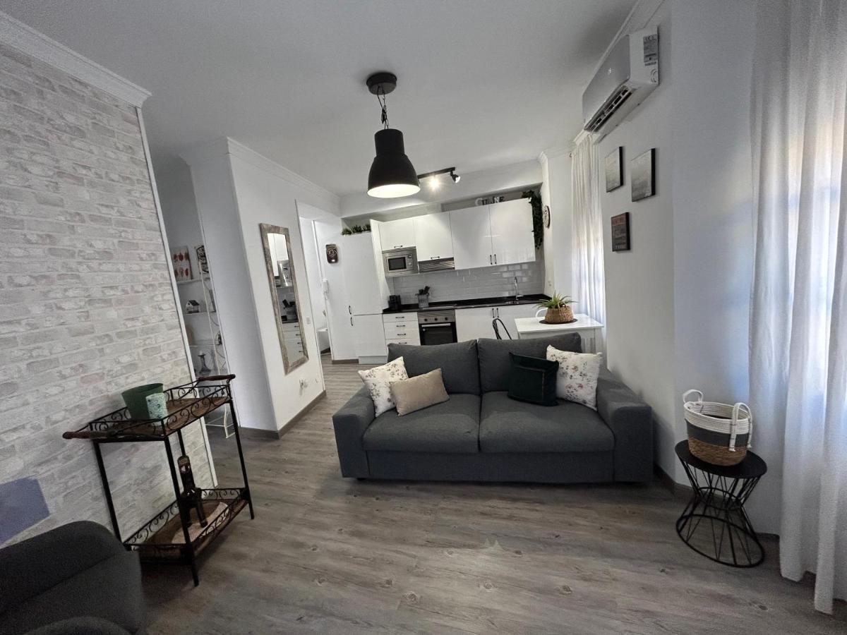 Elegante Apartamento Centro Historico De Малага Екстериор снимка